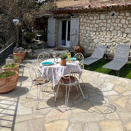 La Maison D'Eddy Et Caro Aux Portes Du Verdon Trigance Esterno foto