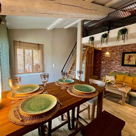 La Maison D'Eddy Et Caro Aux Portes Du Verdon Trigance Esterno foto